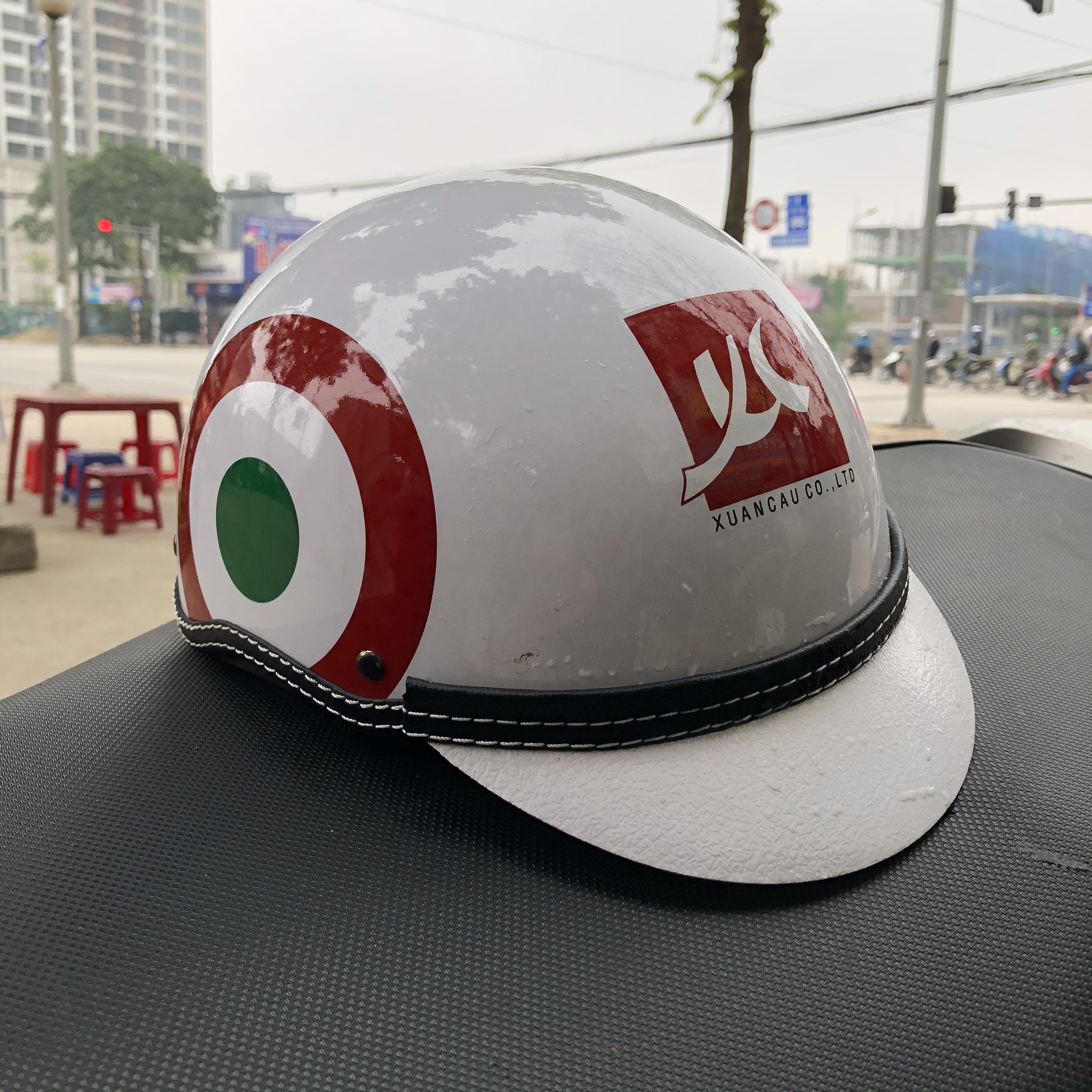 Mũ bảo hiểm in logo quảng cáo chất lượng ở Hà Nội