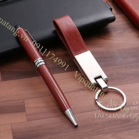 Bộ quà tặng bút kí và móc chìa khóa MS 16439