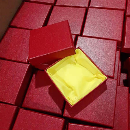 hộp nhỏ, hộp đựng huy hiệu, hộp đựng nhẫn MS 22485