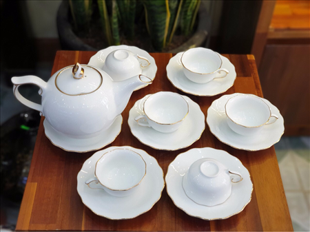 in bộ trà - in ấm chén - bộ sen trắng - kẻ vàng MS 14481